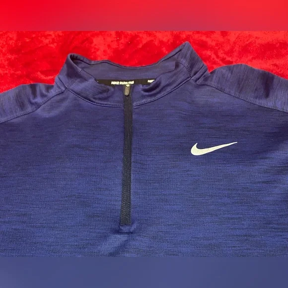 XL- Nike Navy Blue Running Shirt with Thumb Holes! Seriously like New! - Picture 6 of 15